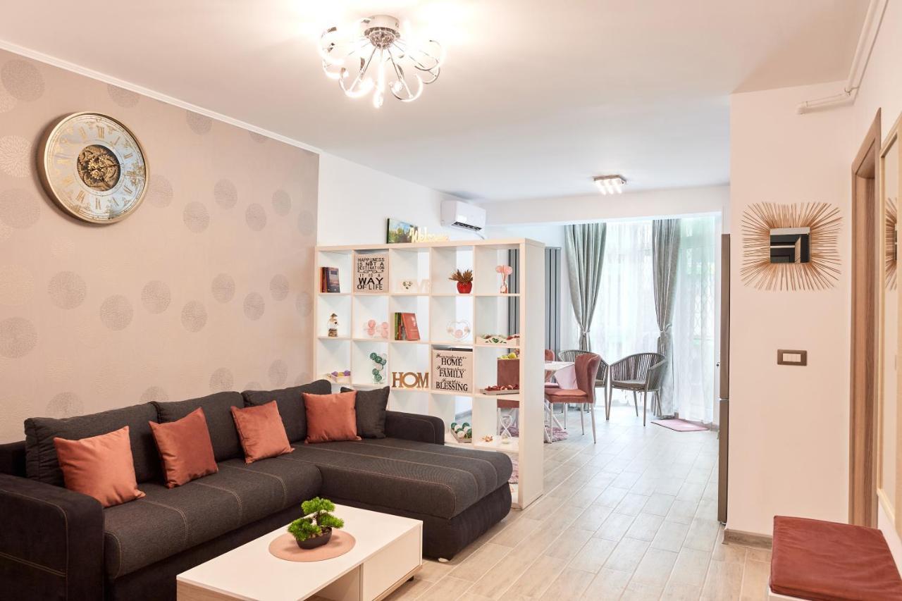 Sun Fantasea Apartment Spa N Pool Beach Resort Navodari Ngoại thất bức ảnh